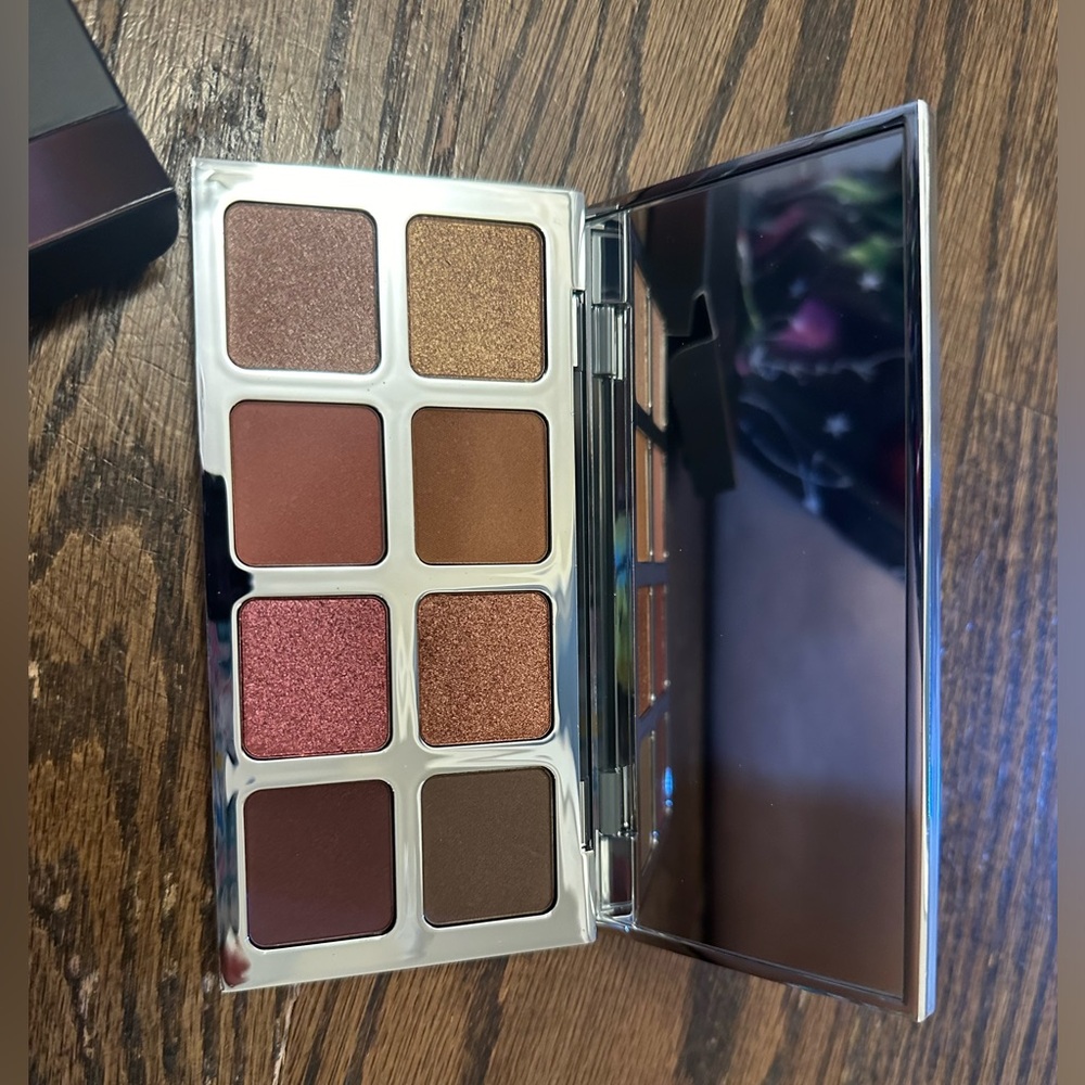 IL Makiage Color Boss Master Palette